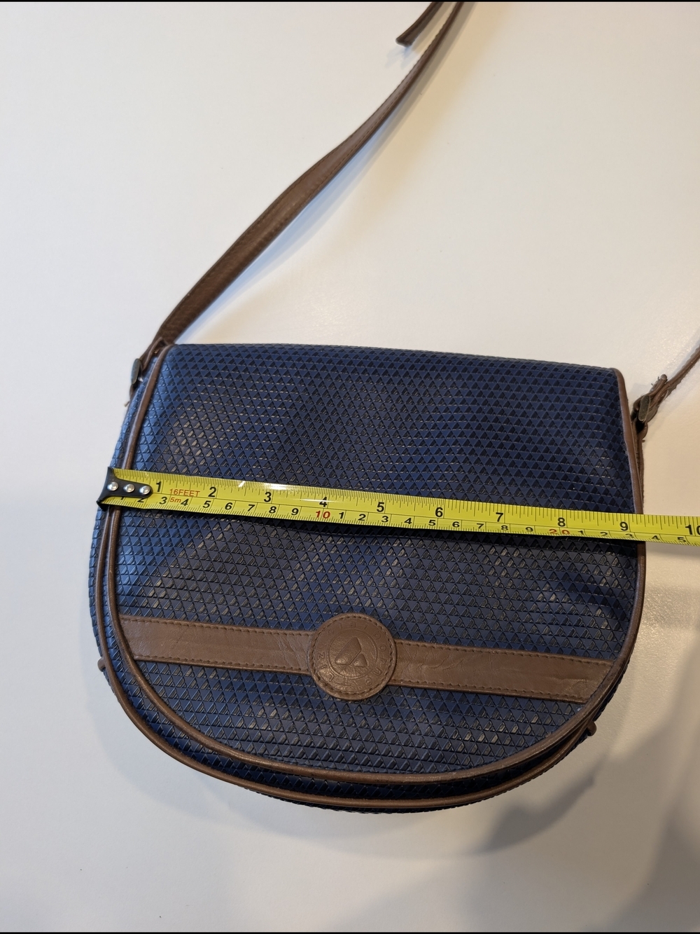 Vintage 80s Liz Claiborne Navy Blue Geometric Crossbody Saddle Bag - Picture 12 of 12